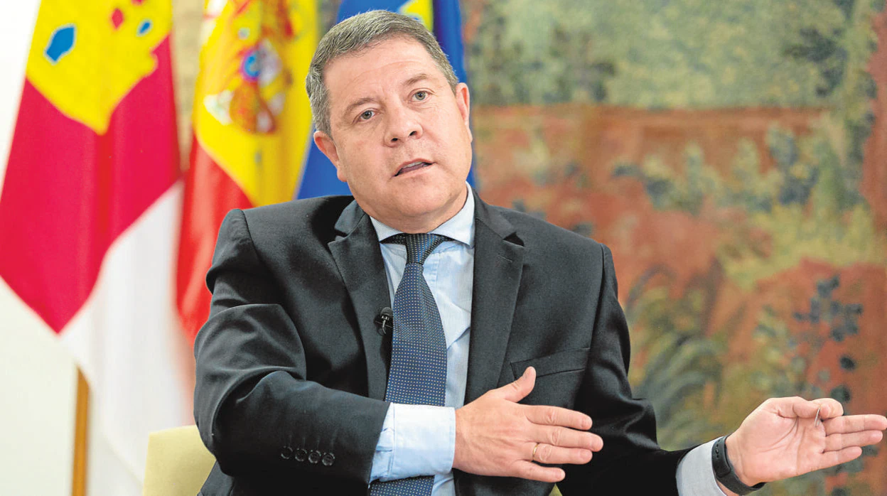 El presidente Emiliano García-Page en la entrevista en el Palacio de Fuensalida
