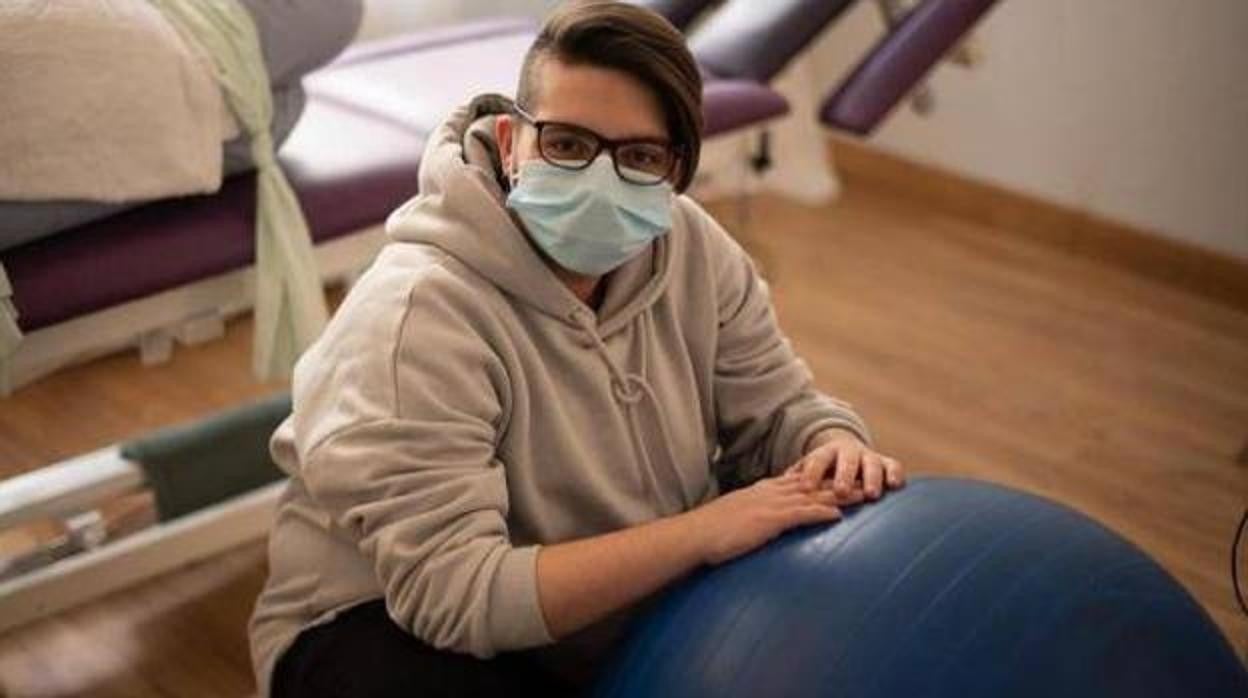 ¿Puede un hombre gestar y dar a luz un hijo?