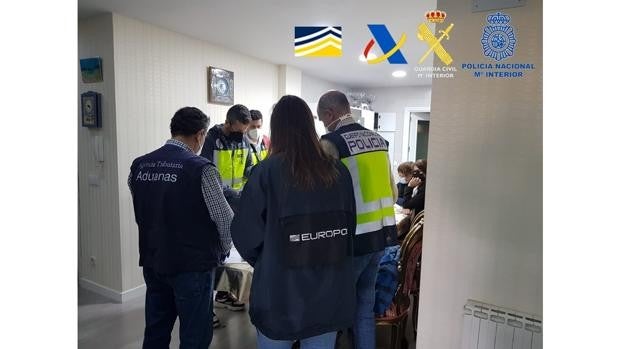 Desarticulada una organización criminal dedicada a la venta fraudulenta de azafrán en Castilla la Mancha