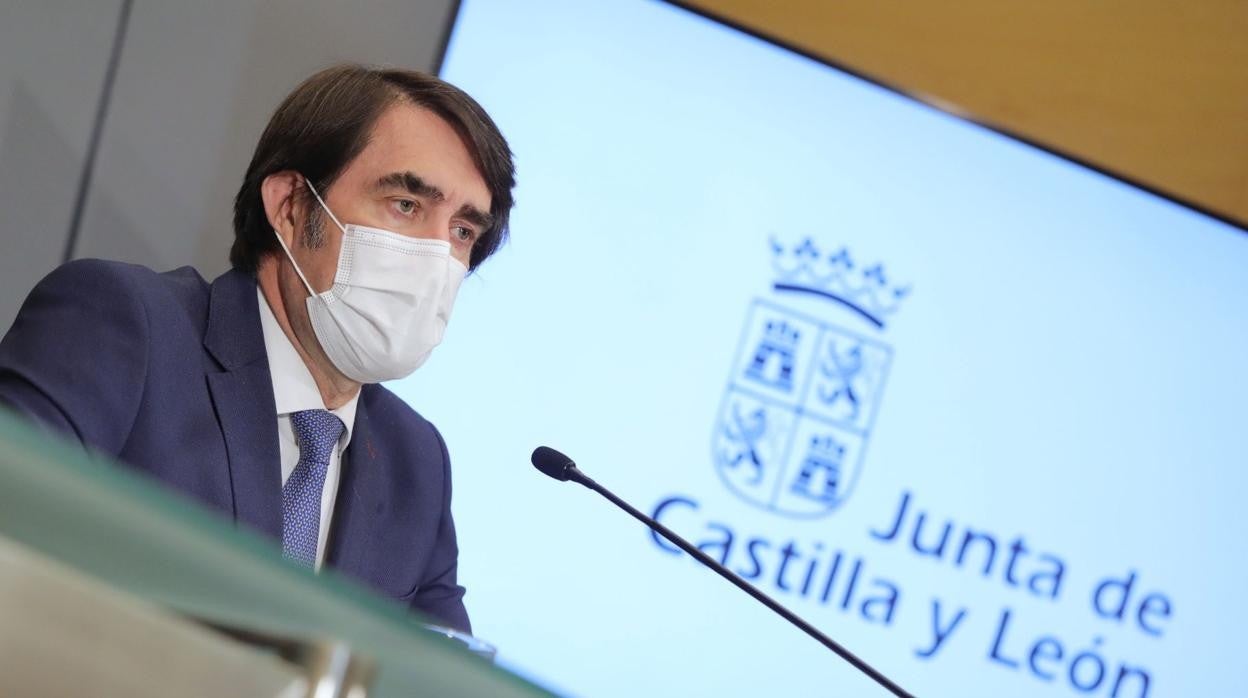 El consejero de Fomento y Medio Ambiente de Castilla y León, Juan Carlos Suárez-Quiñones