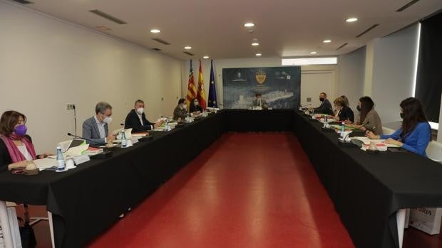 La Justicia permite la prórroga del toque de queda en Valencia hasta el 24 de mayo