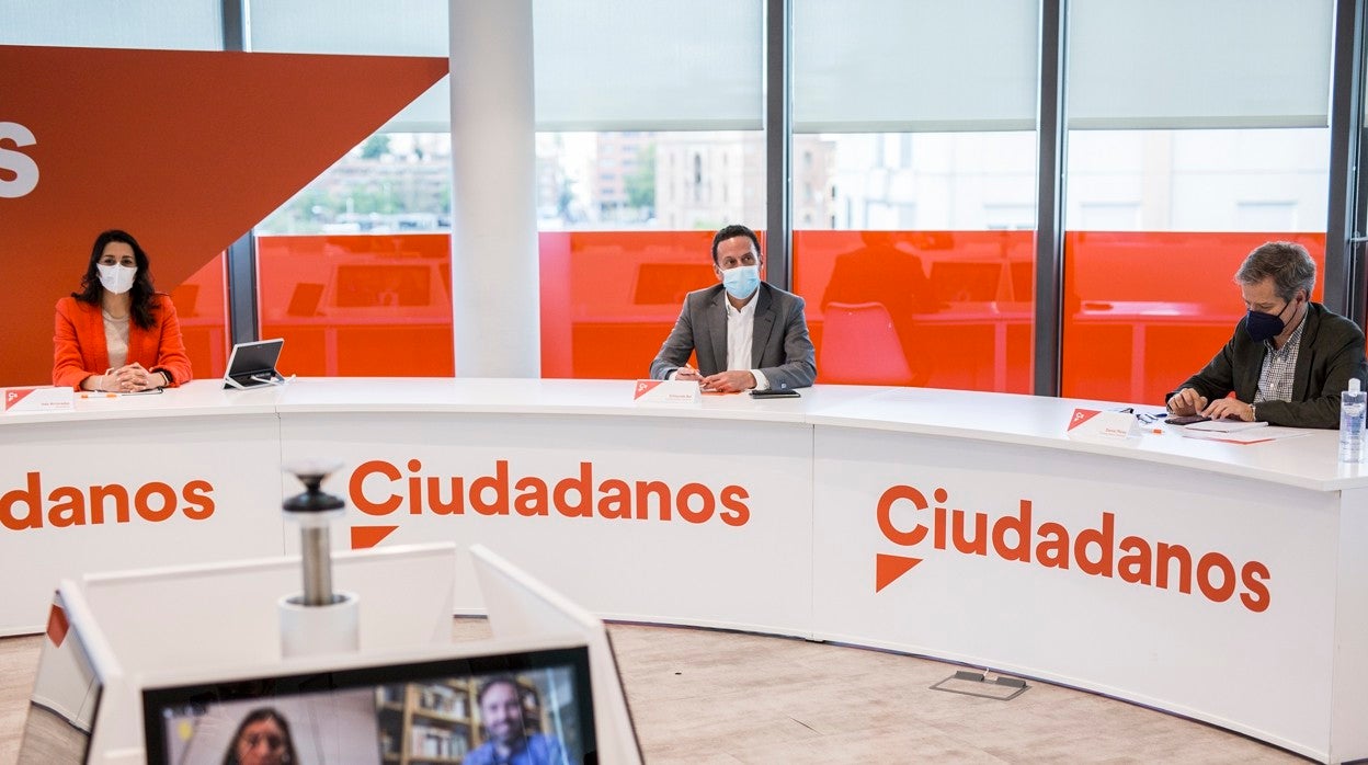 Reunión del Comité Permanente, ayer, en la sede nacional de Ciudadanos