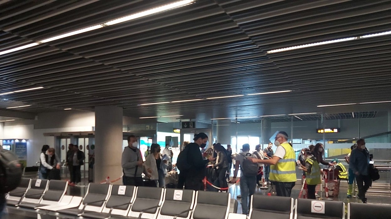 Control de pasajeros en el aeropuerto de Gran Canaria