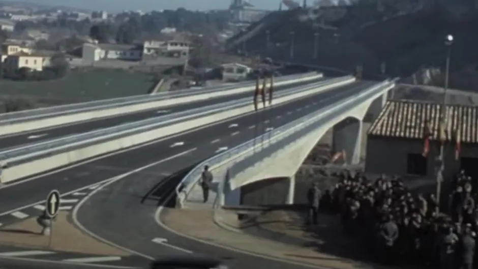 El vídeo de la inauguración del Puente de la Cava en 1976