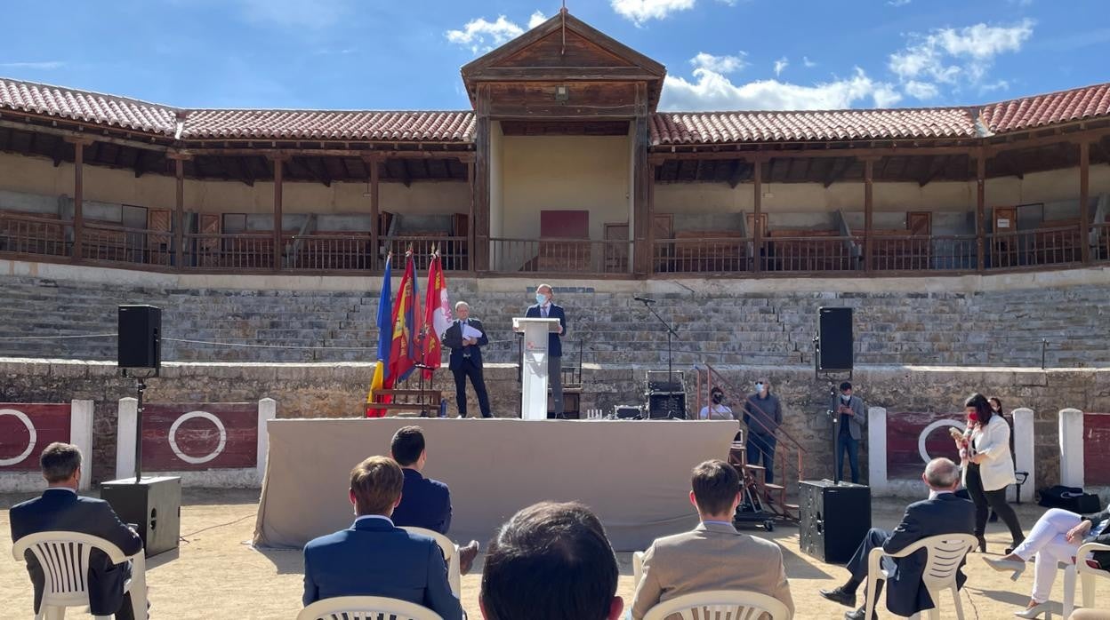 Junta y Fundación Toro de Lidia presentan la segunda edición del Circuito de Novilladas en la Plaza de Toros de Medina de Rioseco (Valladolid).