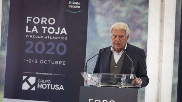 Felipe González: «En estas condiciones yo no haría el indulto»