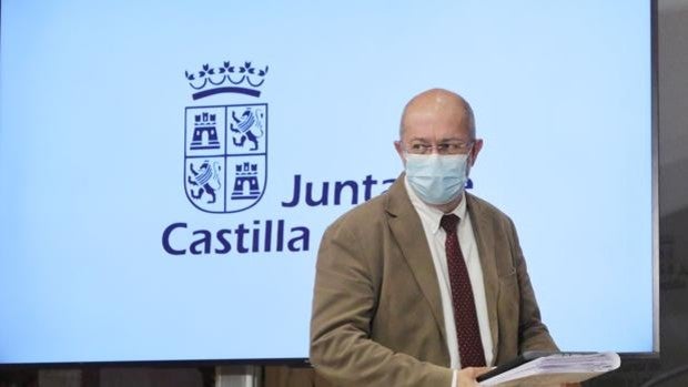 Castilla y León alerta de que las segundas dosis «están en peligro» por la falta de vacunas