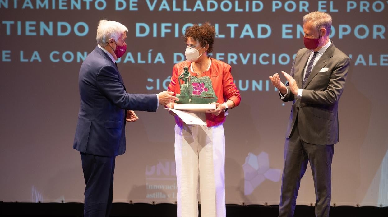 Fundos reconoce la innovación social con sus segundos premios