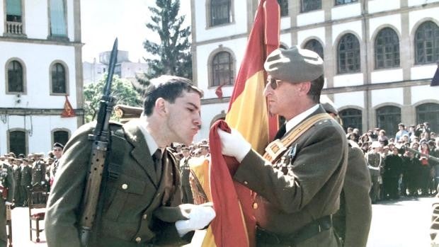 Mañueco recuerda al rey que unió Castilla y León en el día de su fiesta