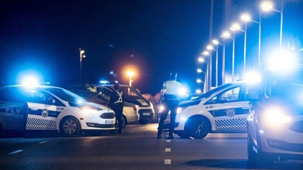 Fiestas ilegales con casi cien personas: más de mil multas por incumplir las restricciones en Valencia