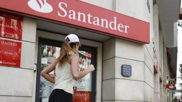 Galicia pierde la mitad de las oficinas bancarias en los últimos 12 años