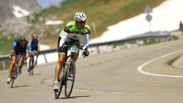 Muere un ciclista atropellado por un turismo en la Ronda Suroeste de Toledo: «Patxi era entrañable»