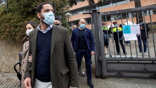 Vox bloquea una declaración del parlamento catalán contra la oleada de agresiones homófobas