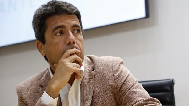 Carlos Mazón, claro favorito en la votación de este viernes para elegir al presidente del PP valenciano
