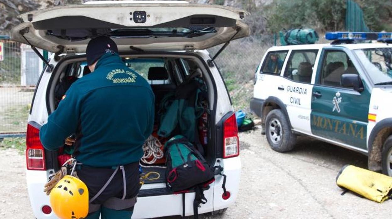 Imagen de archivo de equipos de rescate de montaña de la Guardia Civil