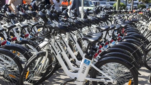 Quiénes pueden solicitar la hora gratis de BiciMAD y cómo hacerlo