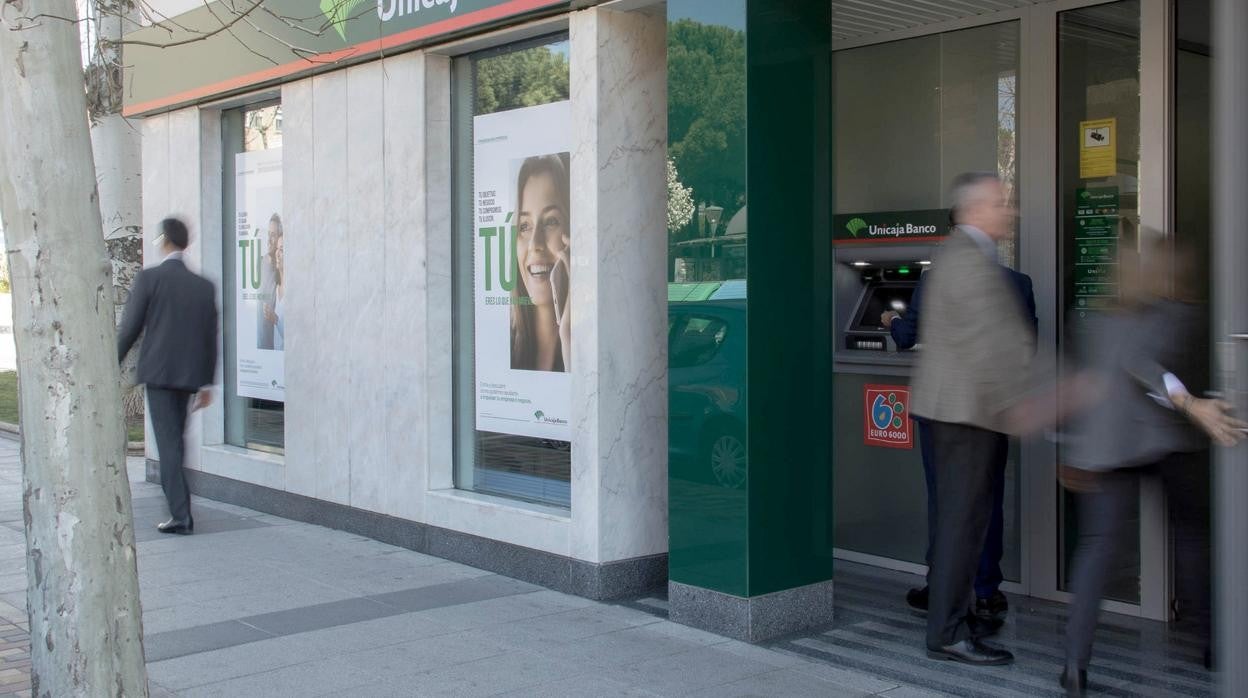 Castilla y León pierde en diez años el 45 por ciento de las sucursales bancarias