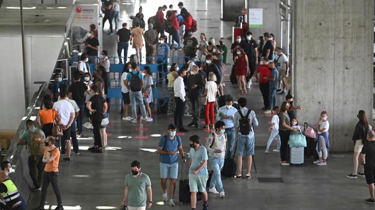 Imagen del aeropuerto de Madrid-Barajas estos días