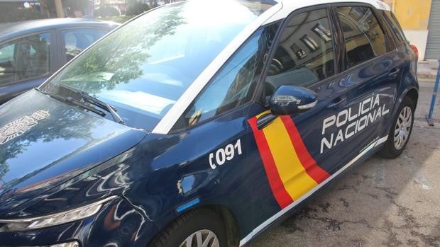 Detienen a un hombre por estafa tras apoderarse sin pagar de un grabado de Ripollés en Valencia