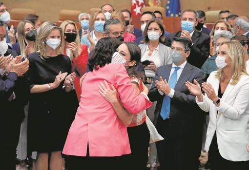 Andrea Levy felicita a Isabel Díaz Ayuso