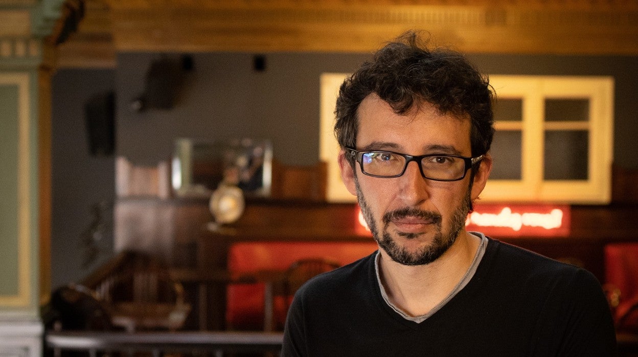 Juan Milián, fotografiado antes de la entrevista