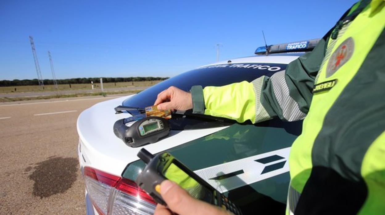 Imagen de archivo de un control de velocidad