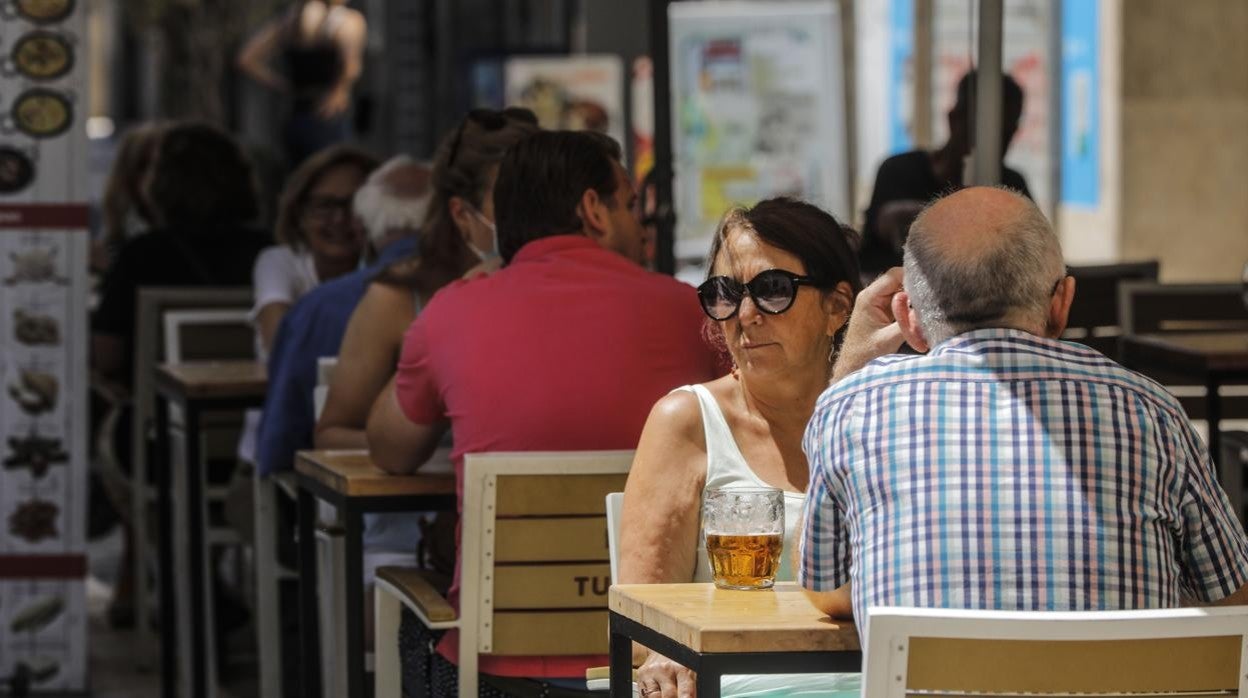 Imagen de una terraza en el centro de Valencia