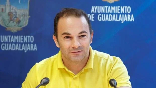 Jaime Carnicero retira su candidatura para presidir el PP de Guadalajara en el último momento