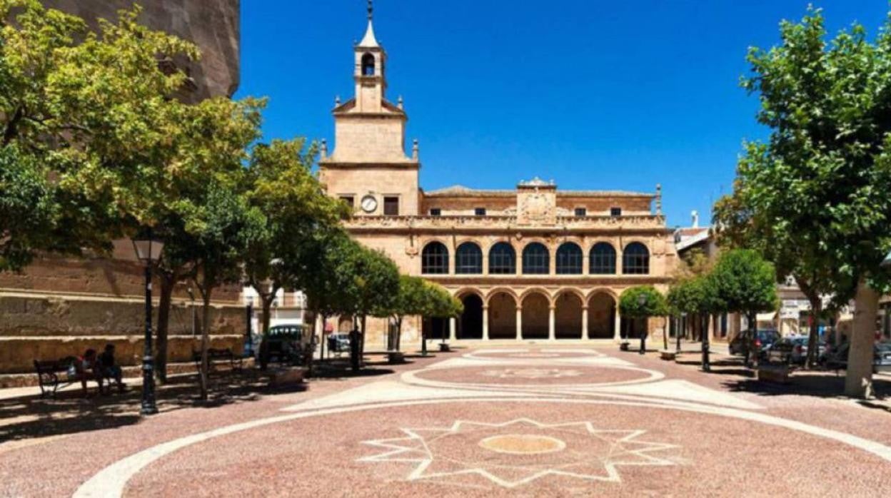 Denuncian presuntas irregularidades en San Clemente por «cobro de retribuciones» de ediles del anterior gobierno