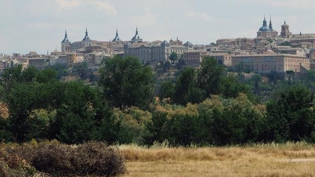 ¿Paisaje o cuartel en La Peraleda?