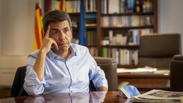 Carlos Mazón no hará cambios a corto plazo en el grupo parlamentario del PP en las Cortes Valencianas