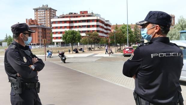 Dos detenidos en Segovia por agredir con arma blanca a otros dos jóvenes durante una discusión