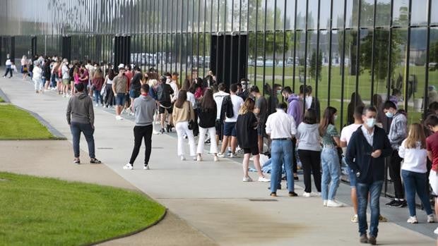 Los contagios continúan su escalada con 1.182 casos más