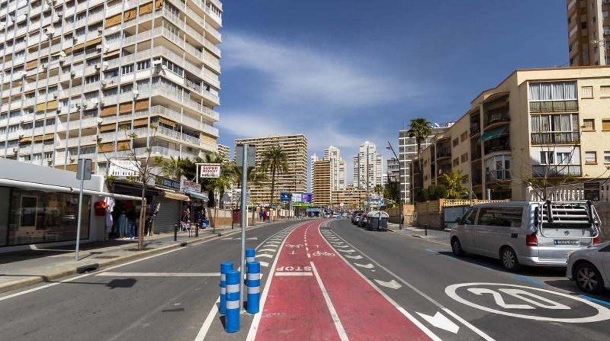 Imagen de las calles desiertas de Benidorm durante los meses de confinamiento