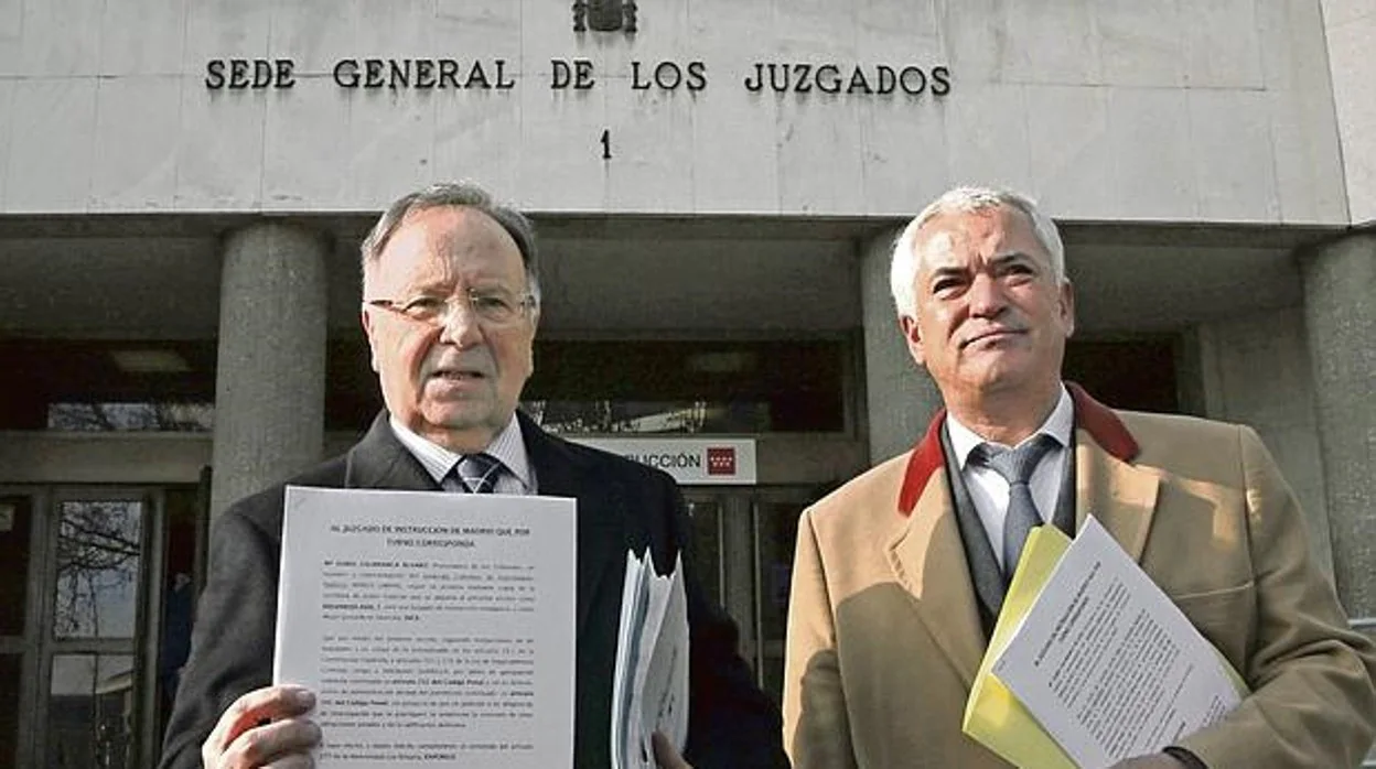 Miguel Bernad (izqda) y Luis Pineda, condenados a ocho y cuatro años de cárcel respectivamente
