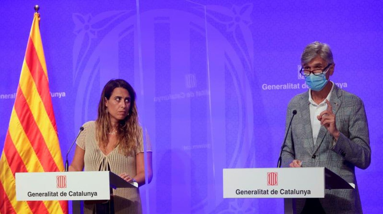 Patrícia Plaja y Josep Maria Argimon, en la rueda de prensa de esta semana anunciando las nuevas medidas para frenar el Covid-19