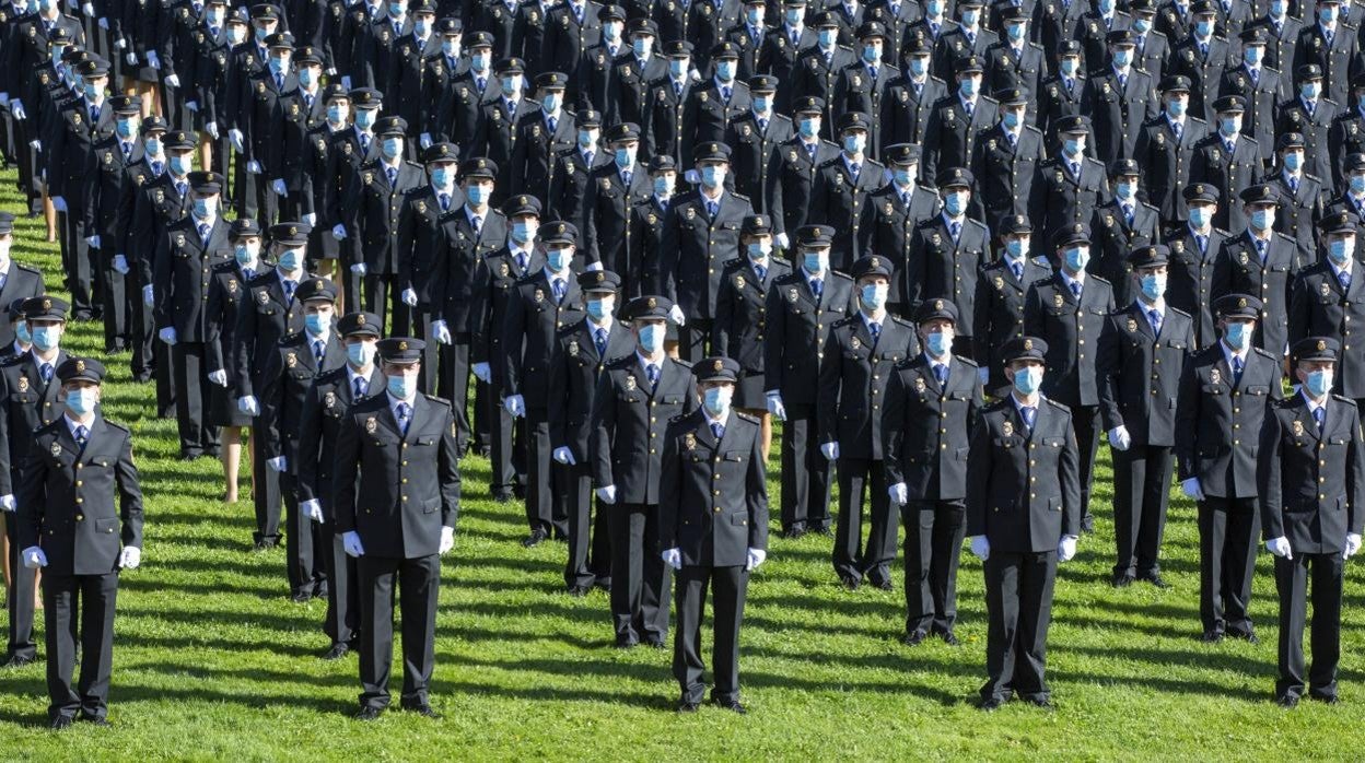 Marlaska anuncia un centro universitario de la Policía Nacional con sede en Ávila