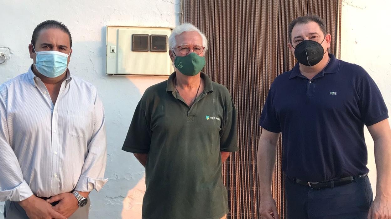 Gil, Bollain y Fernández, durante la visita de este lunes