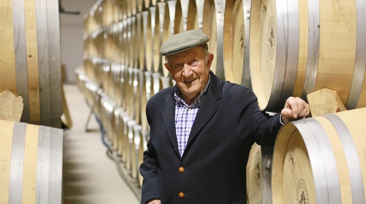 Foto de archivo de Alejandro Fernández en su bodega de Pesquera de Duero