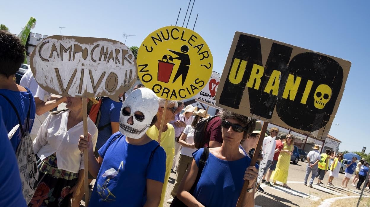 Concentración contra el proyecto de Berkeley en Retortillo (Salamanca), en una imagen de archivo