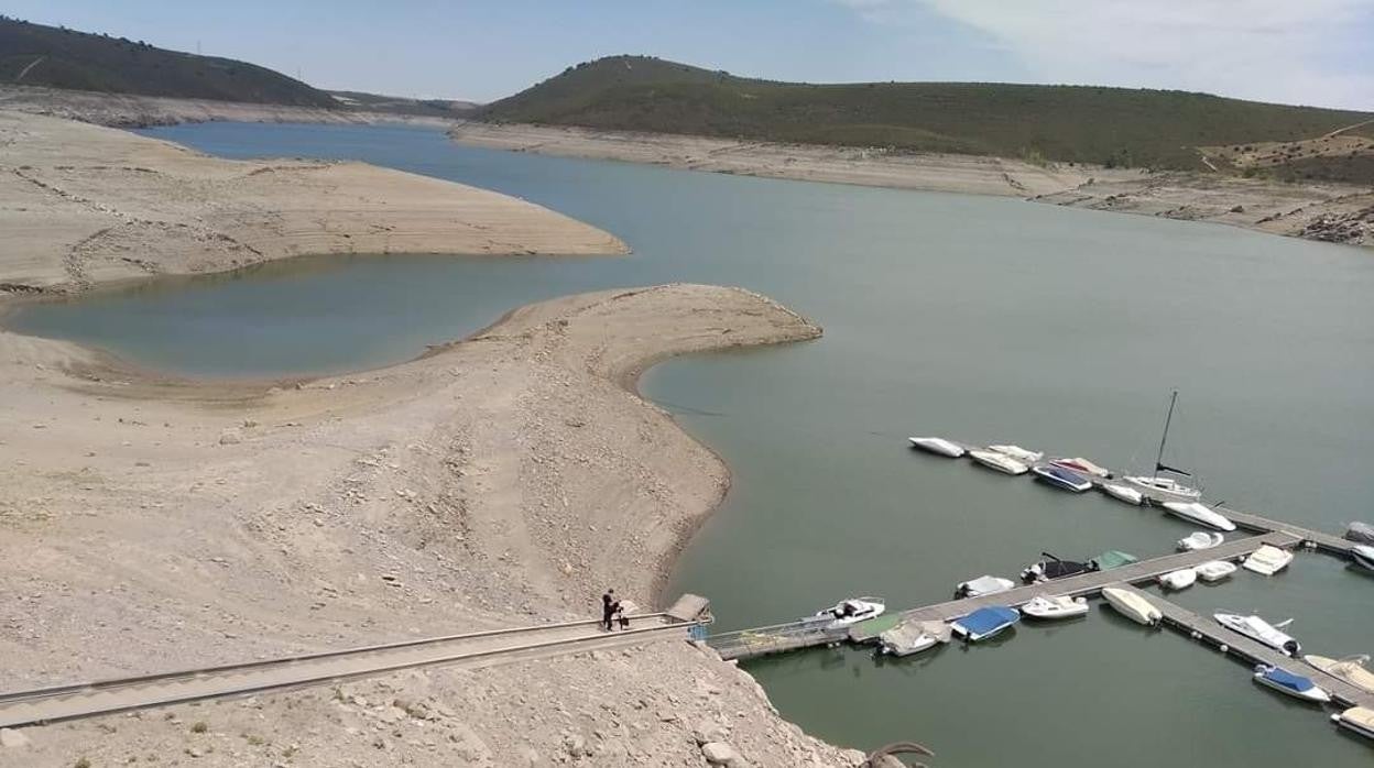 Ana Pedrero: Los pueblos del agua