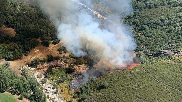 Controlado un nuevo incendio declarado este sábado en Candeleda (Ávila)