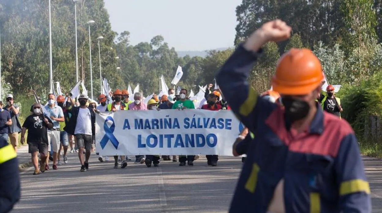 Manifetación de los trabajadores de Alcoa San Cibrao para demandar futuro para la planta celebrada hace unos días