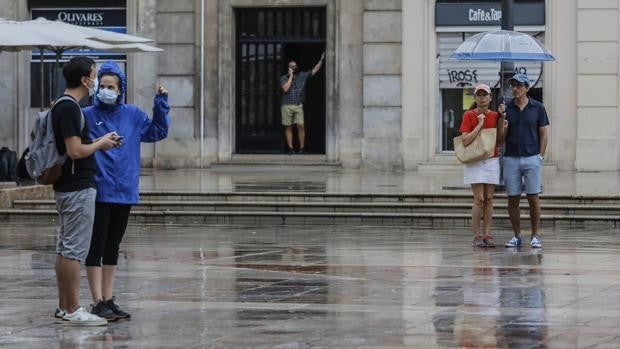 Alerta amarilla en Valencia por fuertes tormentas y granizadas este lunes