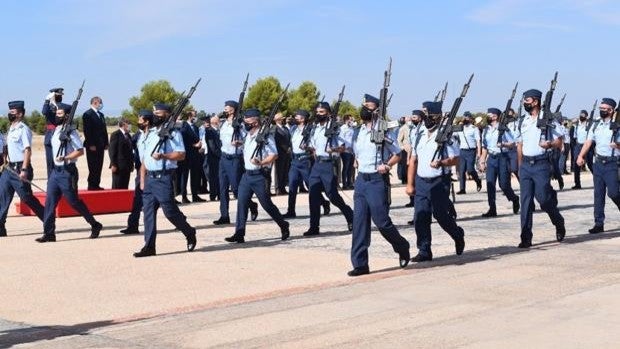 Miguel Ángel Orduña toma el mando de la Base Aérea de Los Llanos