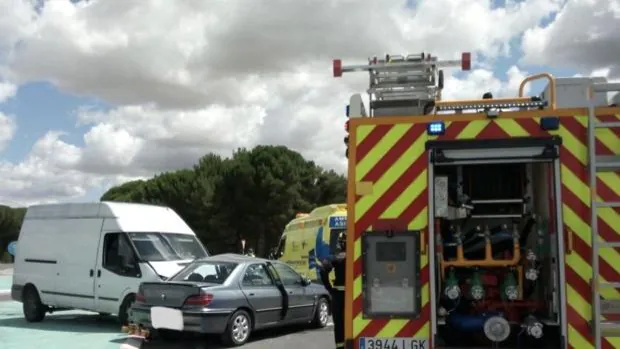 Una fallecida en una colisión entre un turismo y una furgoneta en Íscar