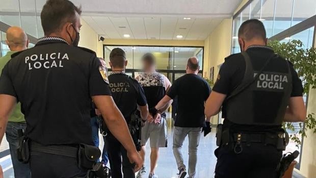 Detenido en Elche por llevar 9,5 gramos de cocaína, conducir sin carné y saltarse un control