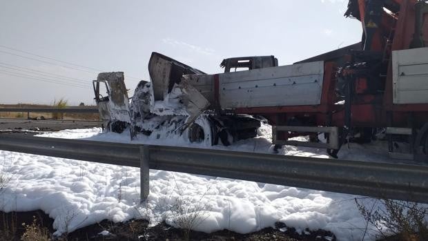 Una colisión entre dos camiones en Numancia obliga a cortar la CM-43 en sentido Añover