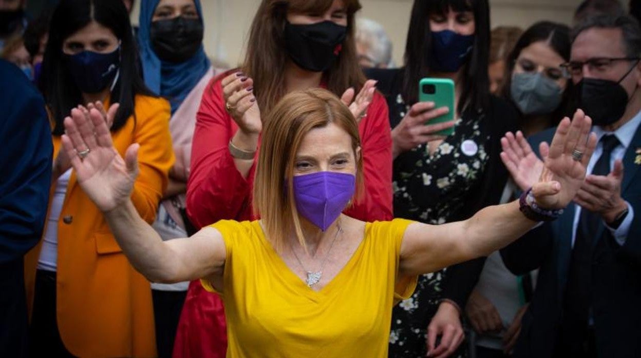 Forcadell, en el momento de salir de prisión tras los indultos