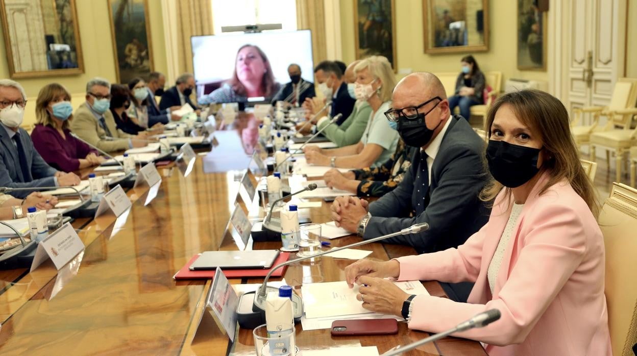 La consejera de Educación, Roció Lucas, asiste a la Conferencia Sectorial de Educación